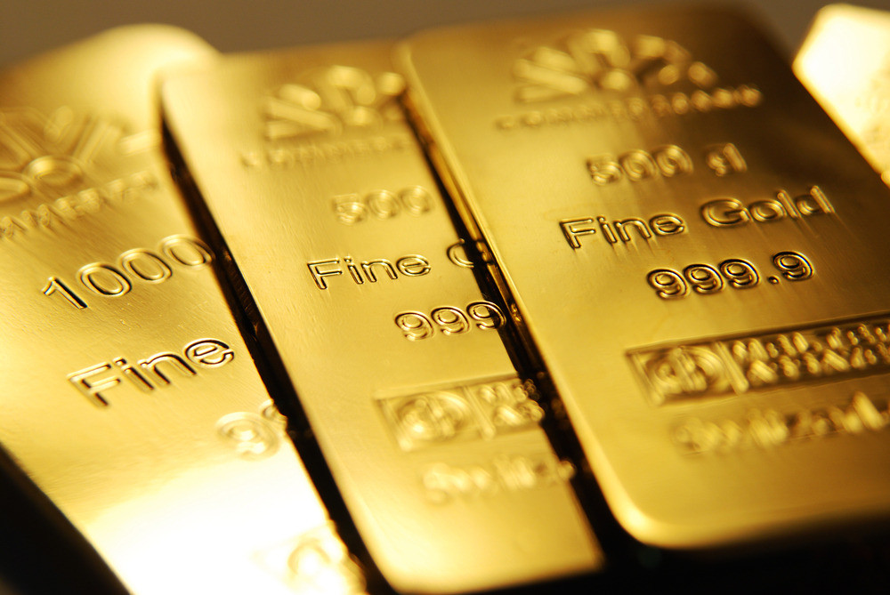 The Role of Bullion Dealers in the Global Gold Market 