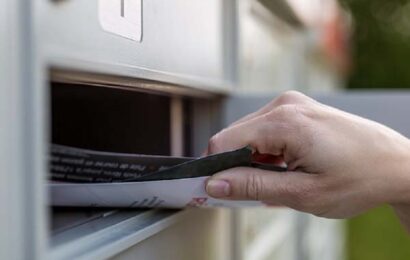 Advantages and Disadvantages of Direct Mail Marketing