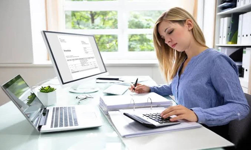 AR Management Services for Retail Businesses: A Smarter Way to Manage Customer Debt